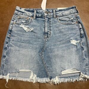 American Eagle Outfitters Blue Distressed Mini Skirt- CURVY